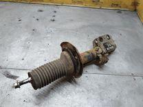 Амортизатор передний левый B5HE86 Toyota Avensis - Фото 1