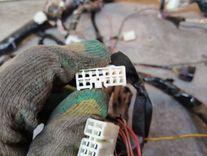 Проводка салона AQ2K7U Toyota Avensis Verso undefined