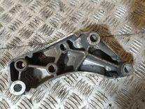 Кронштейн КПП M606BR Seat Altea купить с доставкой