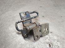 Петля двери задней левой M21IBY Volkswagen Passat