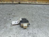 Кнопка стеклоподъемника заднего левого UXQYBZ Toyota Avensis - Фото 3