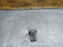 Петля двери передней левой 86XK44 Peugeot 607 купить с доставкой