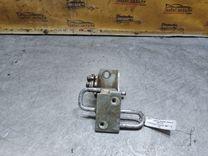 Петля двери задней правой 2R71J3 Volkswagen Passat купить с доставкой