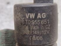 Насос (моторчик) омывателя стекла Z91J73 Volkswagen Jetta - Фото 4