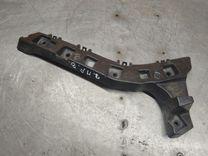 Кронштейн крепления бампера заднего R7L18P Ford Fusion