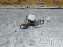 Петля двери передней правой 8A18EP Ford Mondeo - Фото 3