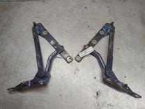 Петля крышки багажника OMB9KI Ford Focus купить в магазине запчастей бу