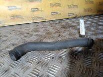 Патрубок радиатора AY8OAX Audi 80