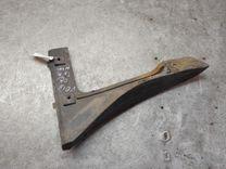 Кронштейн крепления бампера заднего EFT09Z Chrysler Voyager