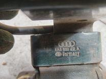 Петля двери задней правой 5SQ5X0 Audi 100 - Фото 2