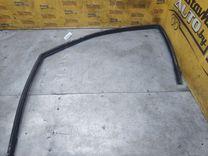 Молдинг стекла двери передней левой наружный 4THLYZ Volkswagen Sharan - Фото 1