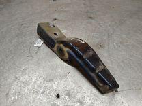 Кронштейн крепления крыла переднего правого UD4X43 Peugeot 607