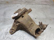 Кулак поворотный левый 7HMK7I Peugeot 406 - Фото 4