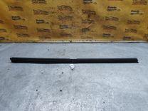 Молдинг стекла двери передней правой внутренний 1VSE23 Volvo XC70