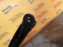 Щеткодержатель задний XP118L Mitsubishi Carisma - Фото 4