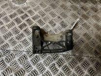 Кронштейн двигателя 6ADRZI Audi 100 - Фото 3