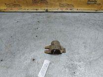 Крепление втулки стабилизатора 8V4KX1 Daewoo Nubira