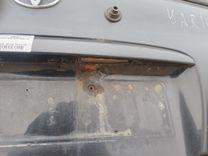 Накладка подсветки номера W3DHAU Toyota Yaris Verso купить в магазине запчастей бу