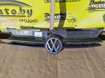 Решетка радиатора US43C6 Volkswagen Golf - Фото 1