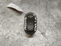 Кнопка стеклоподъемника заднего левого 390841 Opel Meriva - Фото 1