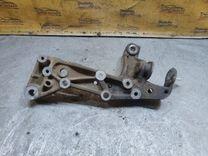 Рычаг передний правый HTIY76 Volkswagen Jetta