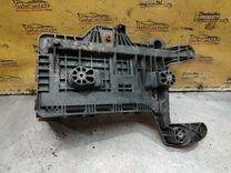 Полка аккумулятора V33H8I Volkswagen Golf - Фото 4