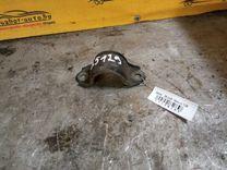 Крепление втулки стабилизатора XUY01B Volkswagen Passat купить