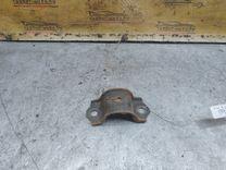 Крепление втулки стабилизатора 0NO0VW Audi 100 - Фото 1