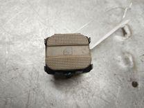 Кнопка стеклоподъемника заднего левого 2MMN4U Volkswagen Passat