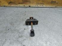 Ограничитель открывания двери задней 7SCD18 Toyota Avensis купить в магазине запчастей бу