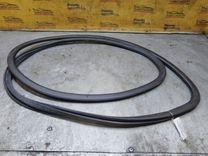 Уплотнитель двери передней правой 5UPVF6 Volkswagen Polo купить в магазине запчастей бу