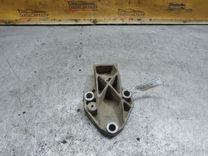 Кронштейн двигателя JU3L70 Peugeot 405 купить