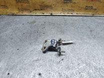 Петля двери задней левой YCZS3X Mitsubishi Carisma купить