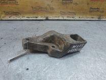 Кронштейн двигателя B8ZFWL Citroen Xsara Picasso - Фото 2