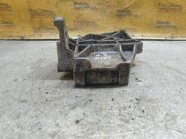 Кронштейн компрессора кондиционера P2DLIJ Audi A4 купить в магазине запчастей бу