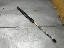 Амортизатор крышки багажника (3-5 двери) V1VIGM Hyundai Trajet - Фото 1