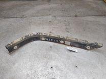 Кронштейн крепления бампера заднего MI5QG9 Opel Zafira