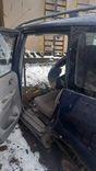 Уплотнитель двери задней левой 63MD4I Mazda Premacy