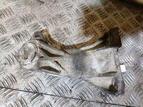 Кронштейн двигателя MFUQ9A Audi 100 - Фото 3