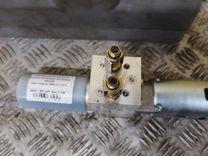 Моторчик (насос) подъема крышки багажника (3-5 двери) DROQNI Opel Insignia купить