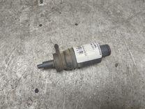 Насос (моторчик) омывателя стекла WUJB5L Audi 80 - Фото 3