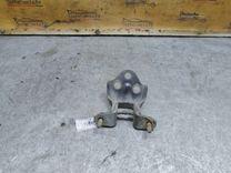 Петля двери передней правой WLQEAY Mitsubishi Carisma купить в магазине запчастей бу