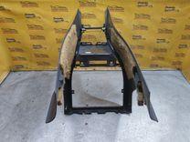 Консоль салона (кулисная часть) 85VS02 Audi 100 купить на авторазборке