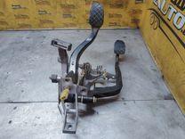 Узел педальный (блок педалей) HIL7E0 Audi A4