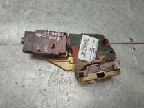 Замок двери задней левой J9G890 Mitsubishi Carisma - Фото 2