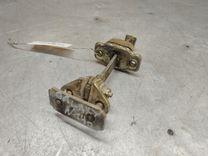 Ограничитель открывания двери задней MT74F3 Ford Galaxy купить