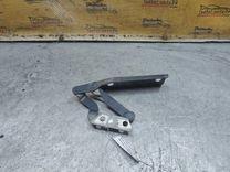 Петля капота правая MN1D5B Mercedes A W168 - Фото 3