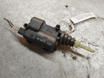 Активатор замка крышки топливного бака UGSHUF Opel Zafira купить