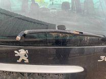 Щеткодержатель задний RQVL90 Peugeot 307