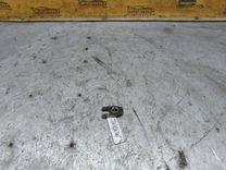 Скоба (кронштейн) крепления форсунки VHO8TR Nissan Note купить